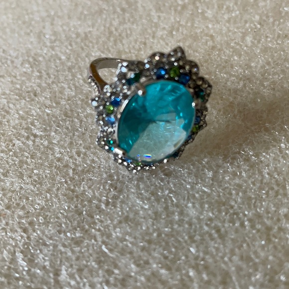 Vintage Jewelry - Vintage 925 London blue topaz ring